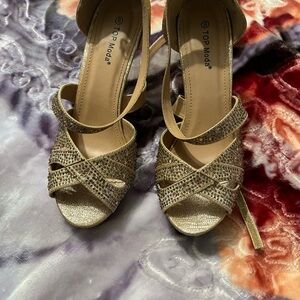 TOP Moda Women's Glittering Gold Heels